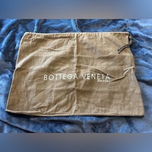 Bottega Veneta Brown Flannel Drawstring Dust Bag. Like new.